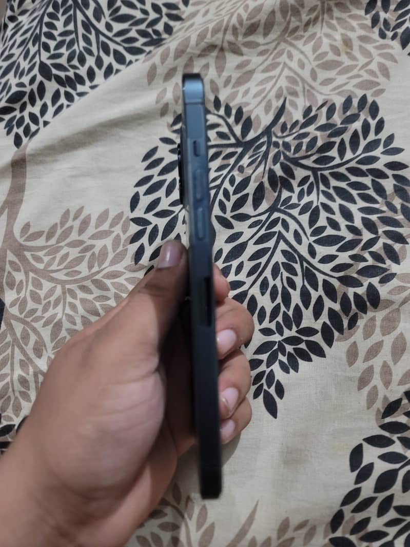 Apple iPhone 12 Pro Max 1