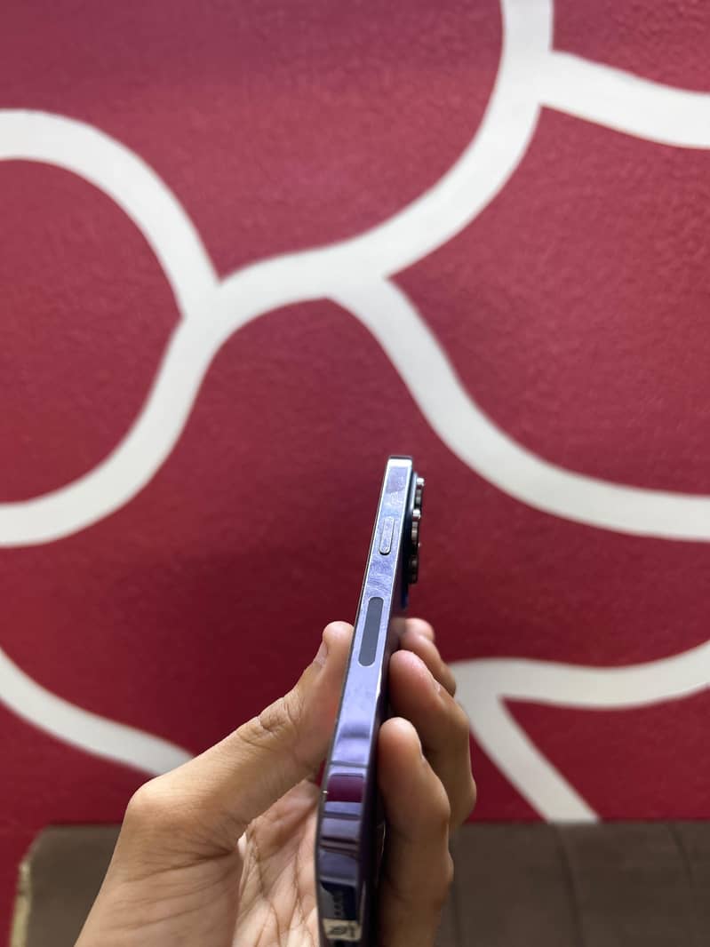 Apple iPhone 14 Pro 3