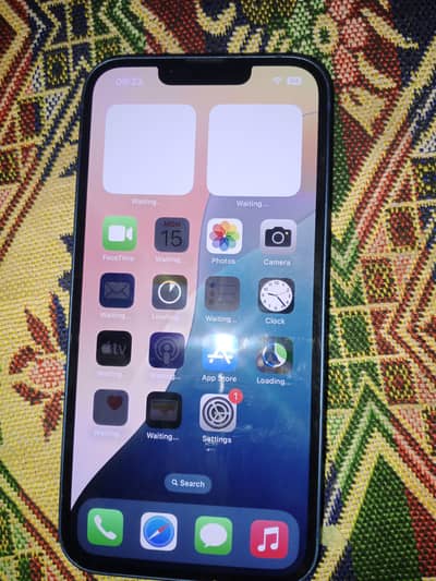 Apple iPhone 13