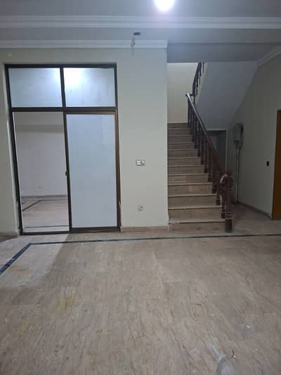 8 Marla Full House for rent in johar town