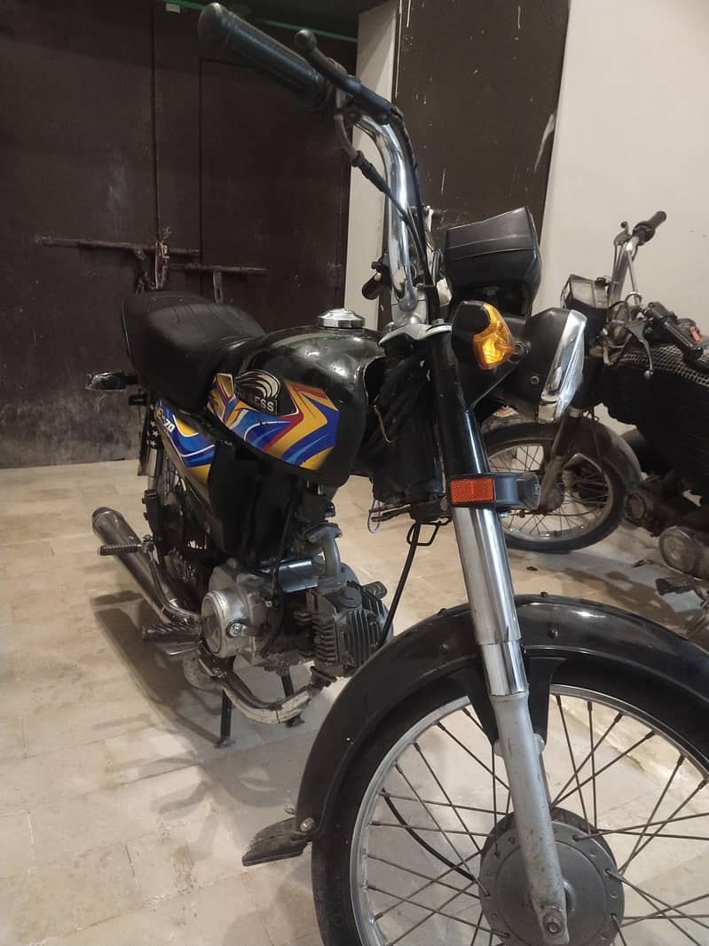 express used  2022model 0