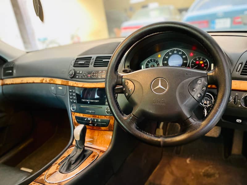 Mercedes E Class 2003 7