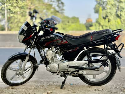 Suzuki gd 110 tupelees tyre with all Accouriers