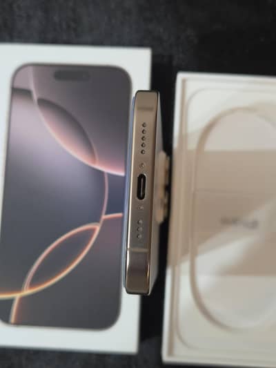 Apple iPhone 16 Pro