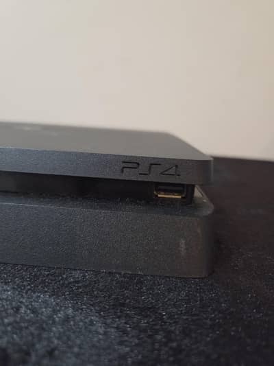 Sony PlayStation 4 (PS4) Slim 1TB - Console Only