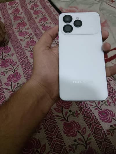 Tecno Spark 40