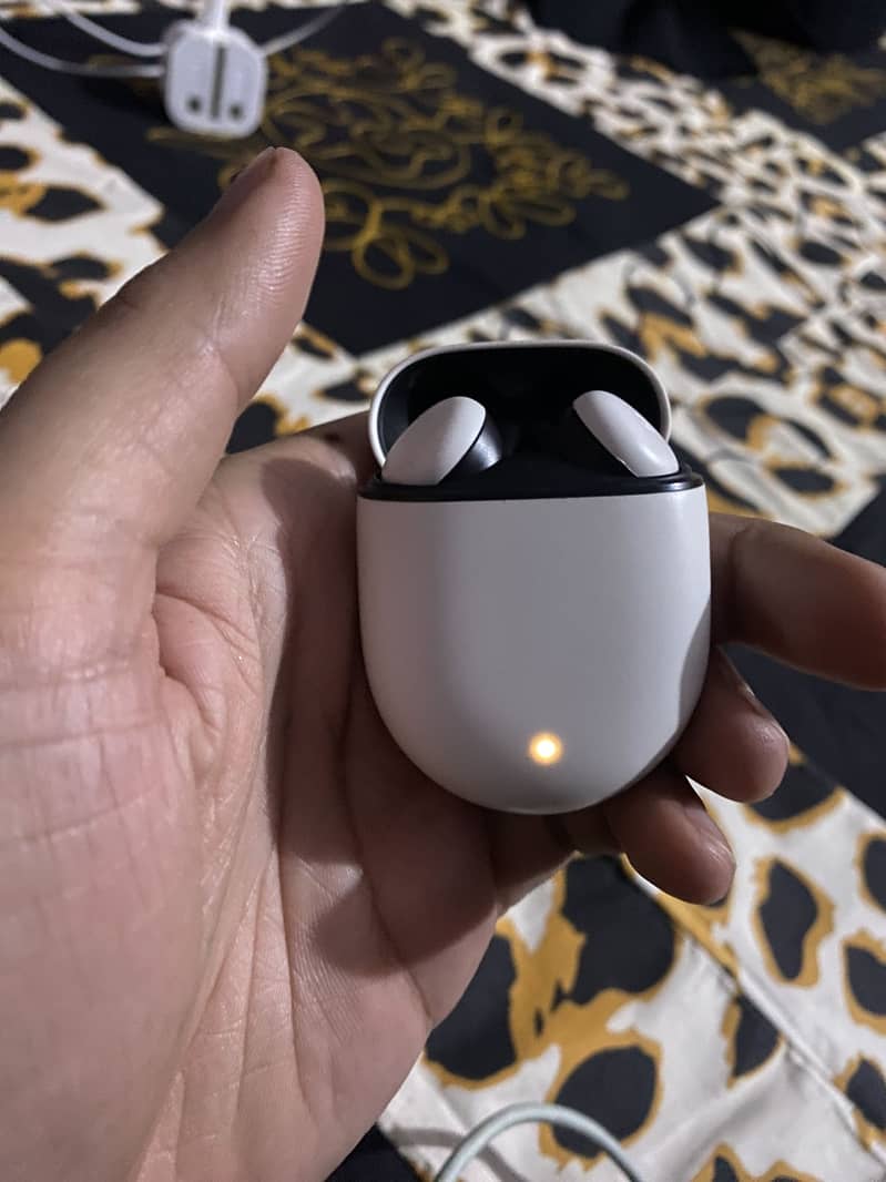 Google Pixel Buds 1