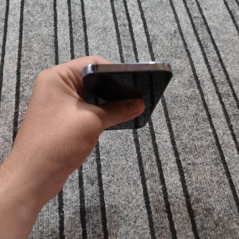 Apple iPhone 13 Pro 3