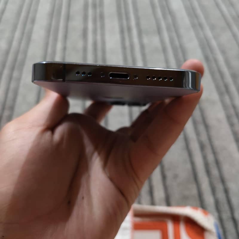 Apple iPhone 13 Pro 5