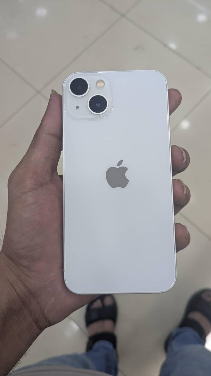 Apple iPhone 13 1
