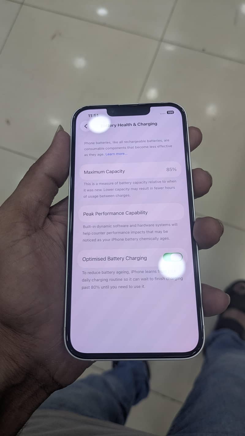 Apple iPhone 13 4