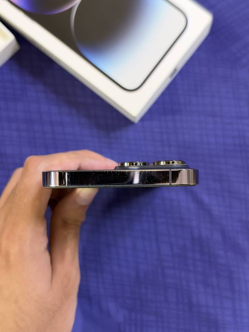 Apple iPhone 14 Pro Max 6
