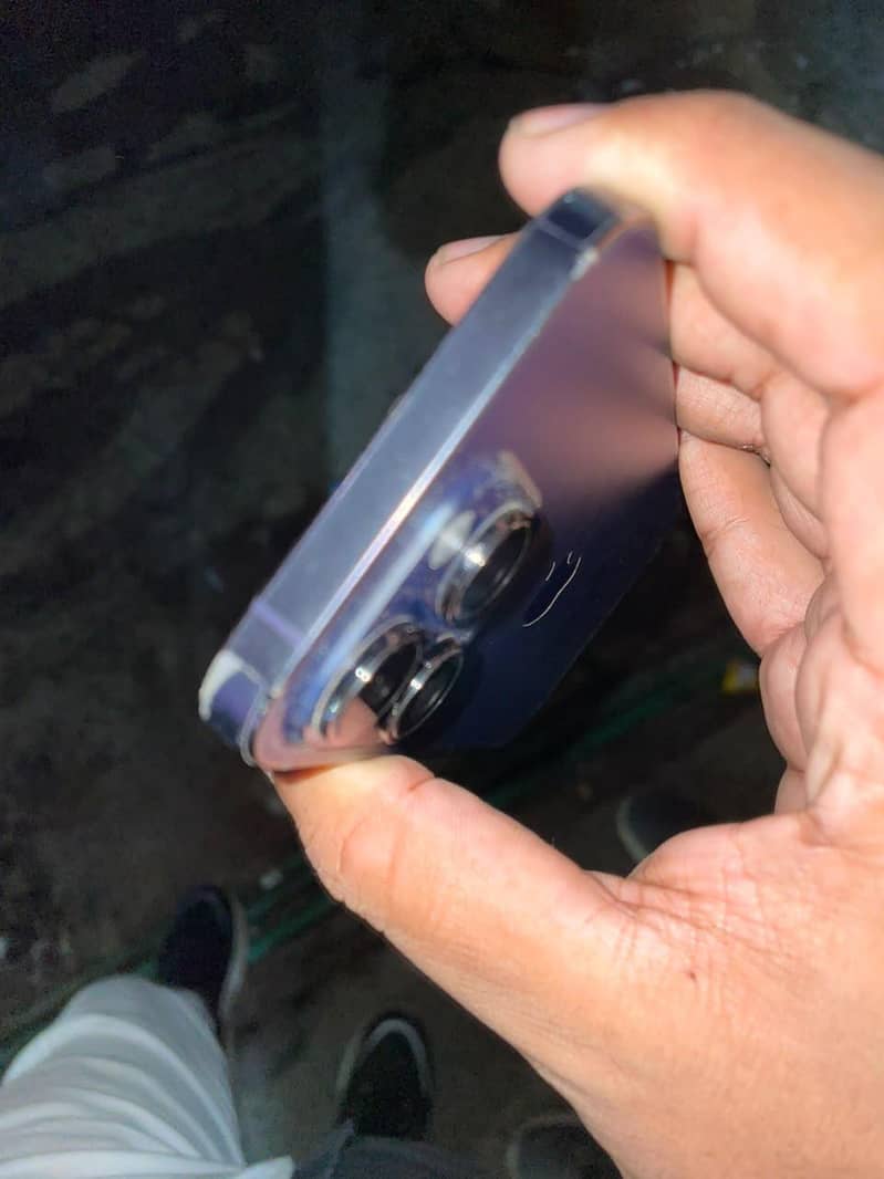 Apple iPhone 14 Pro 1