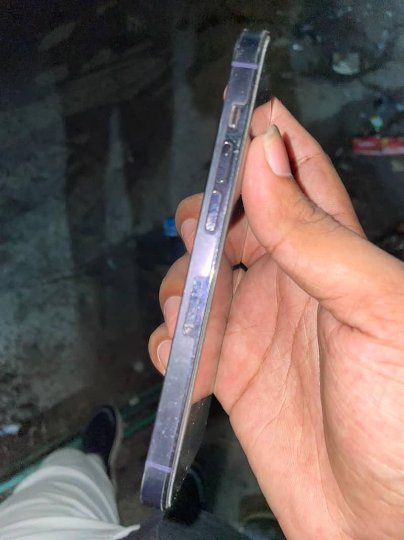 Apple iPhone 14 Pro 8