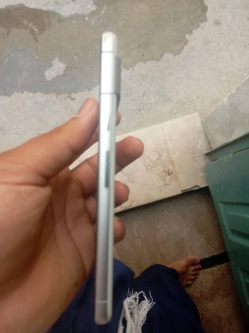 Google Pixel 7 5