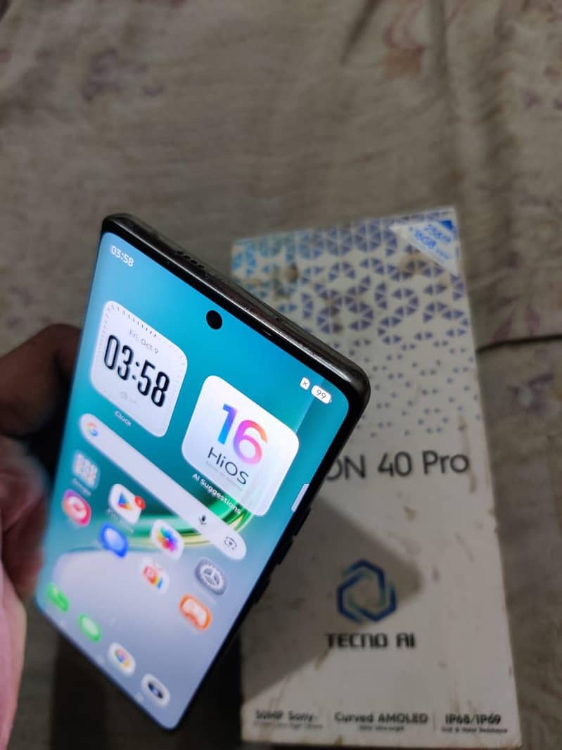 Tecno CAMON 40 Pro 3