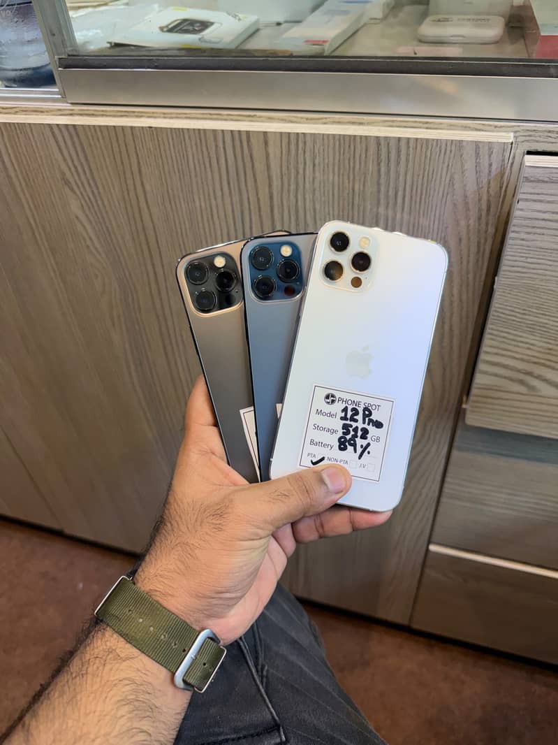 Apple iPhone 12 Pro 0