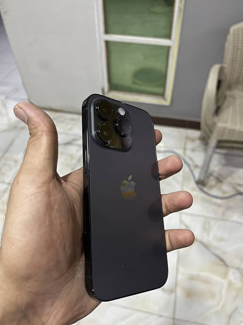 Apple iPhone 14 Pro 4
