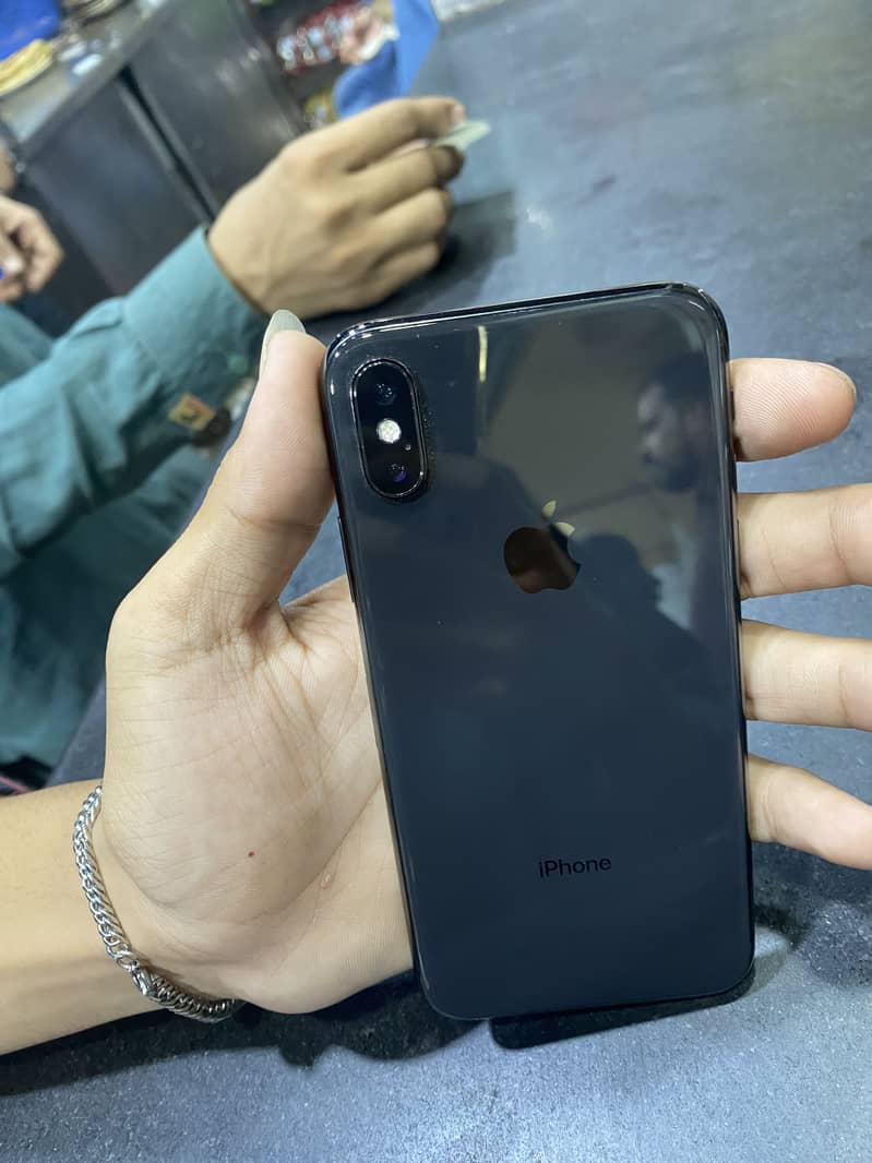 Apple iPhone X 0