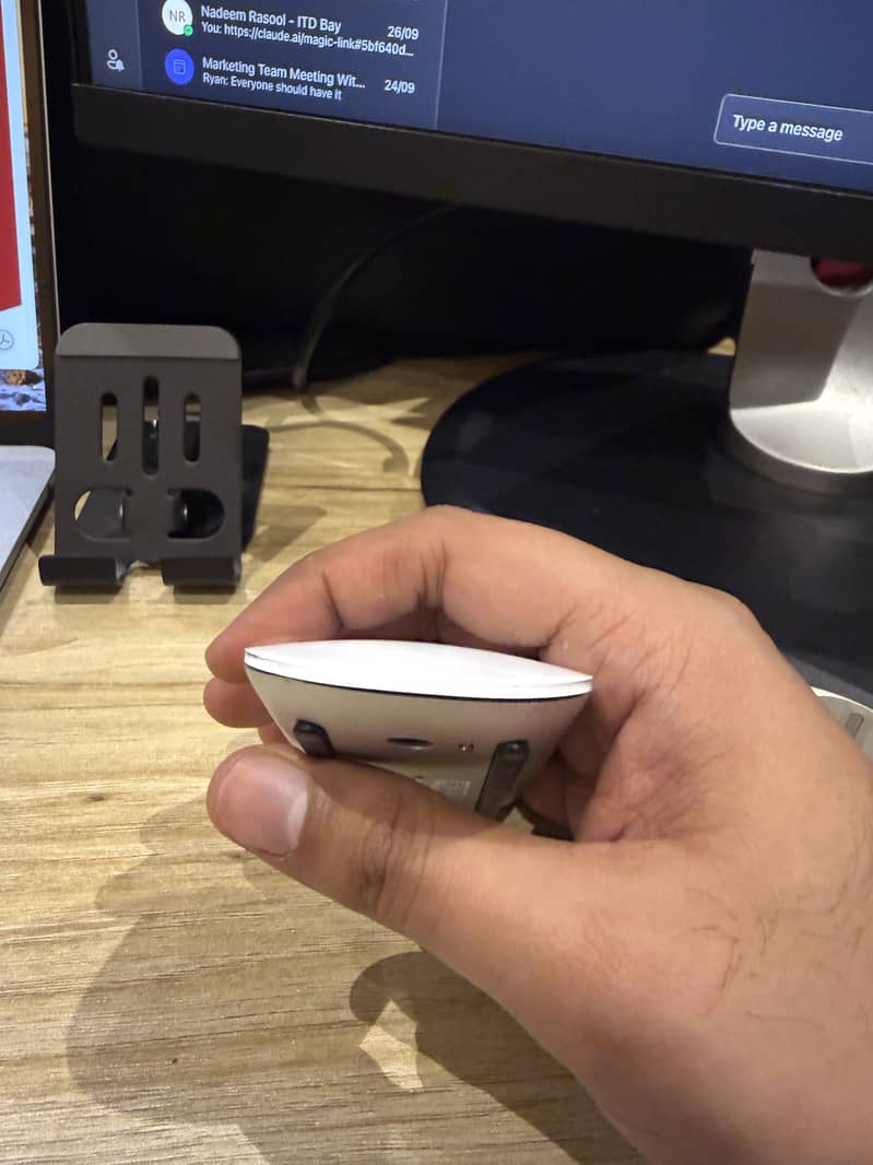 Apple Magic 2 Mouse 1
