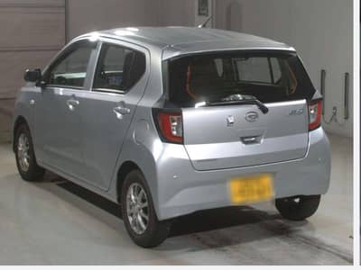 Daihatsu Mira 2023