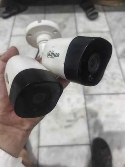 use ma 2 dhua campny y CCTV cameras for sale
