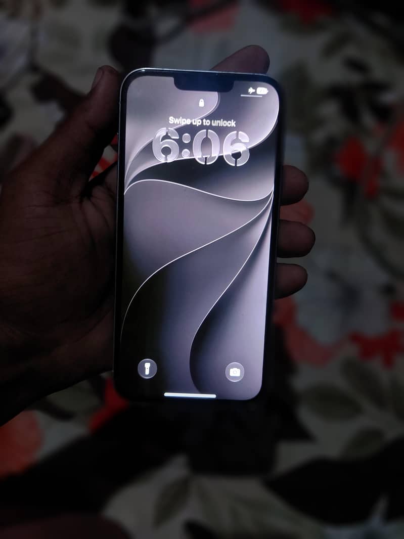 Apple iPhone 13 Pro Max 1
