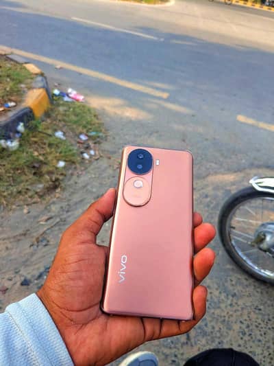 Vivo V40e