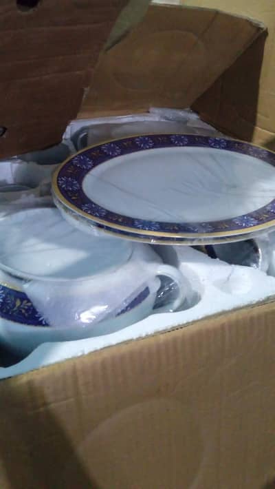 dinner set box pack