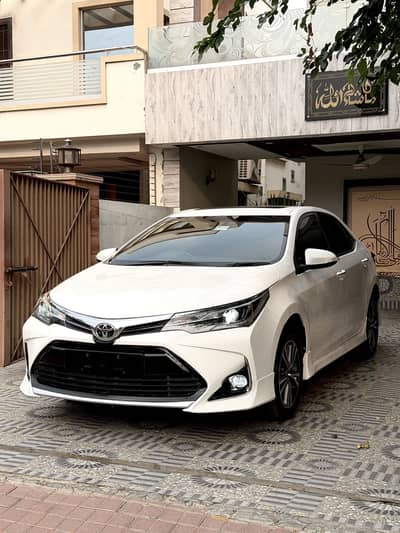 Toyota Corolla Altis Grande