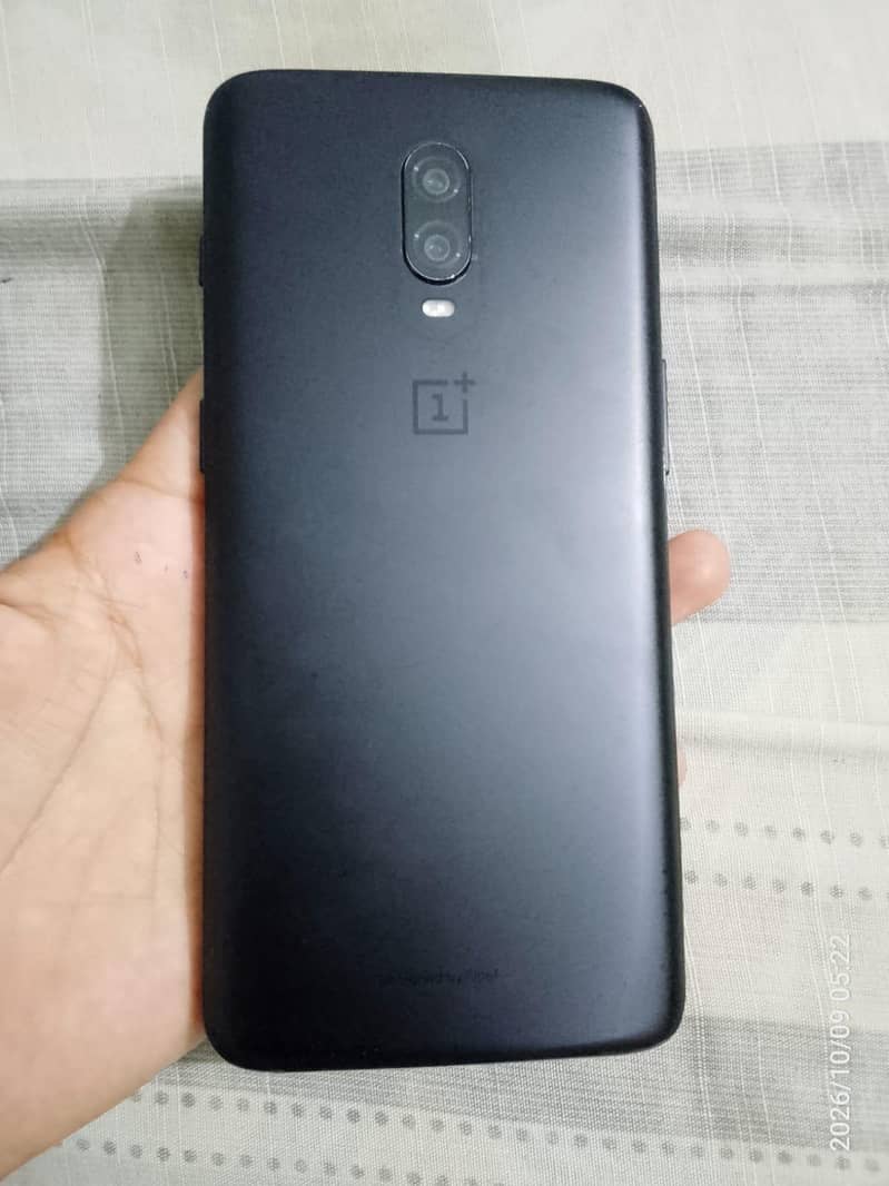 One Plus 6T 3