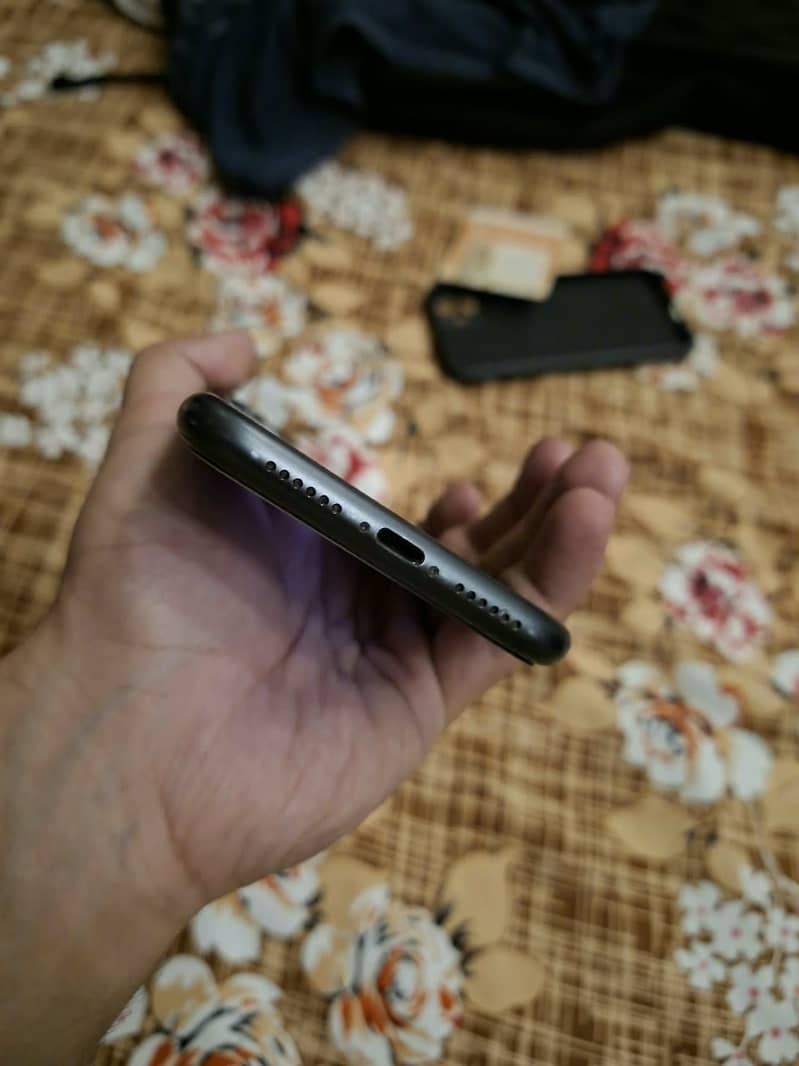 Apple iPhone 11 1