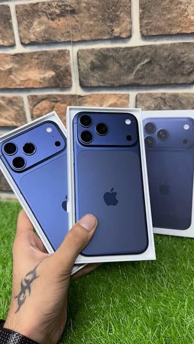 Apple iPhone 17 Pro Max box pack Sam like original ki tarha han 512gb