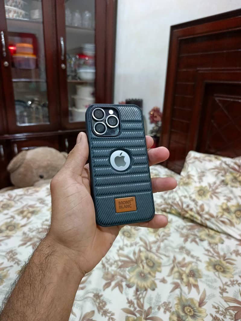 Apple iPhone 13 Pro 1