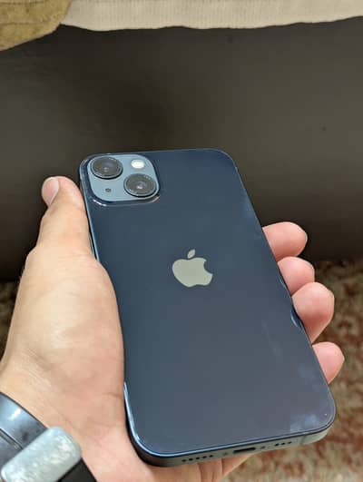 Apple iPhone 13