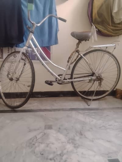 used bycycle with good condition with 2 new tire smooth in riding