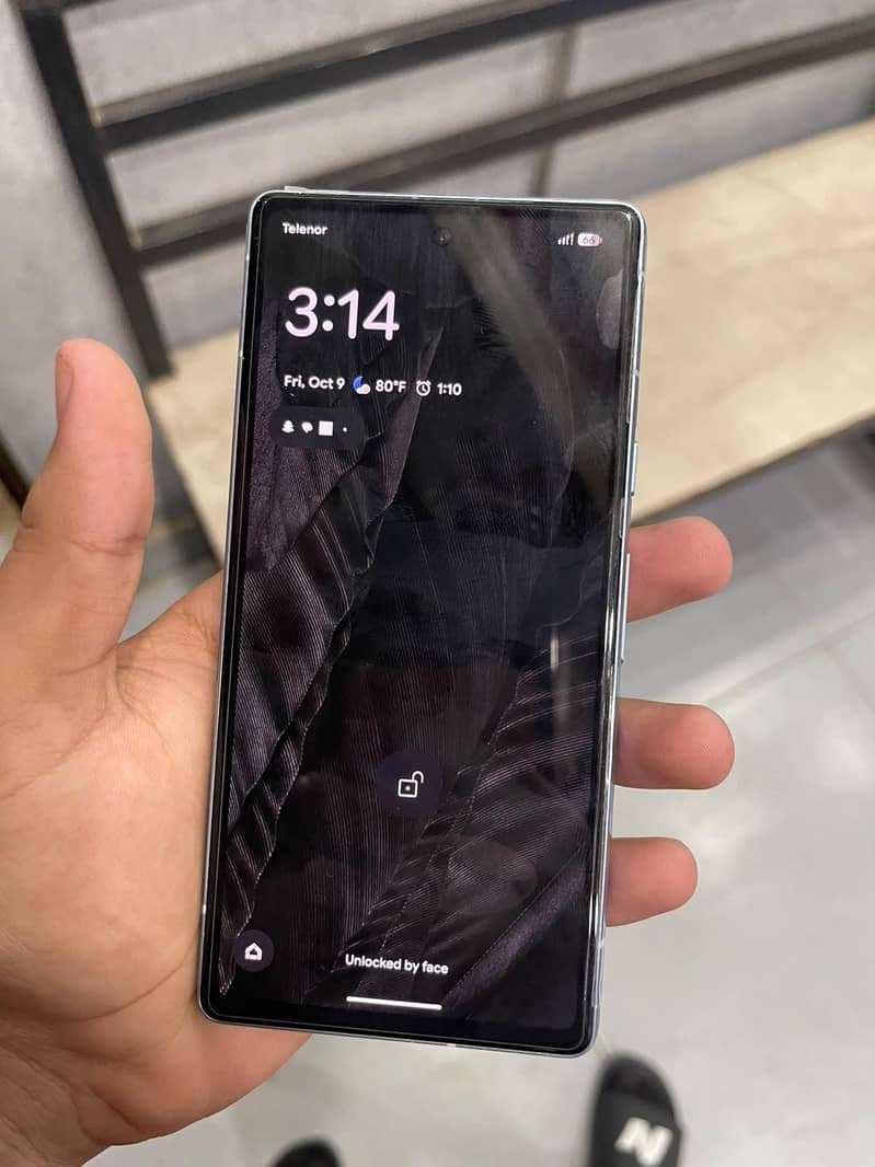 Google Pixel 7a 4
