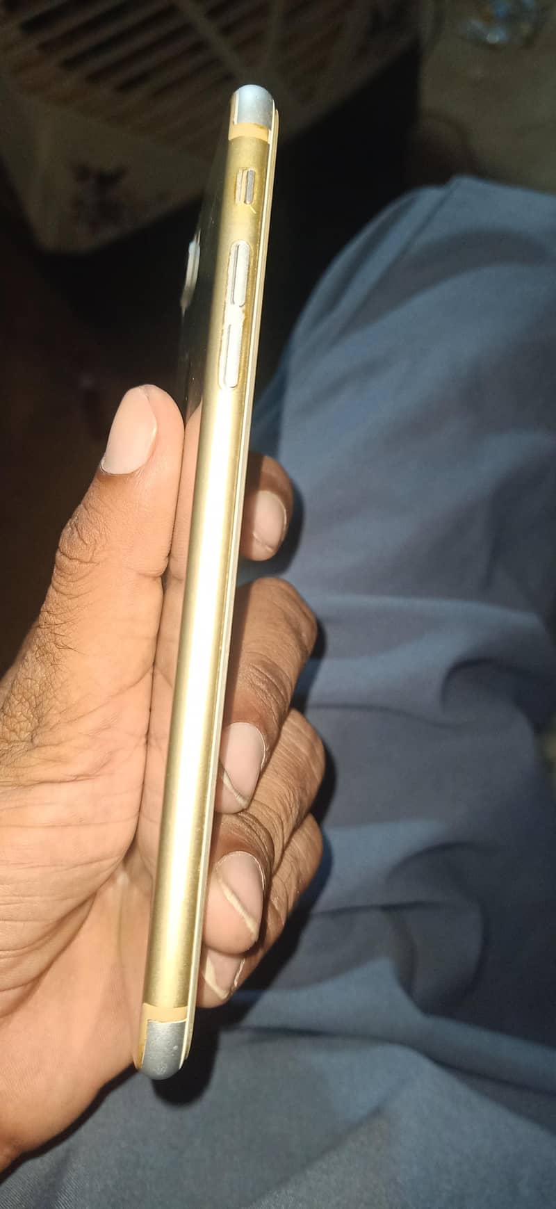 Apple iPhone 7 plus 2