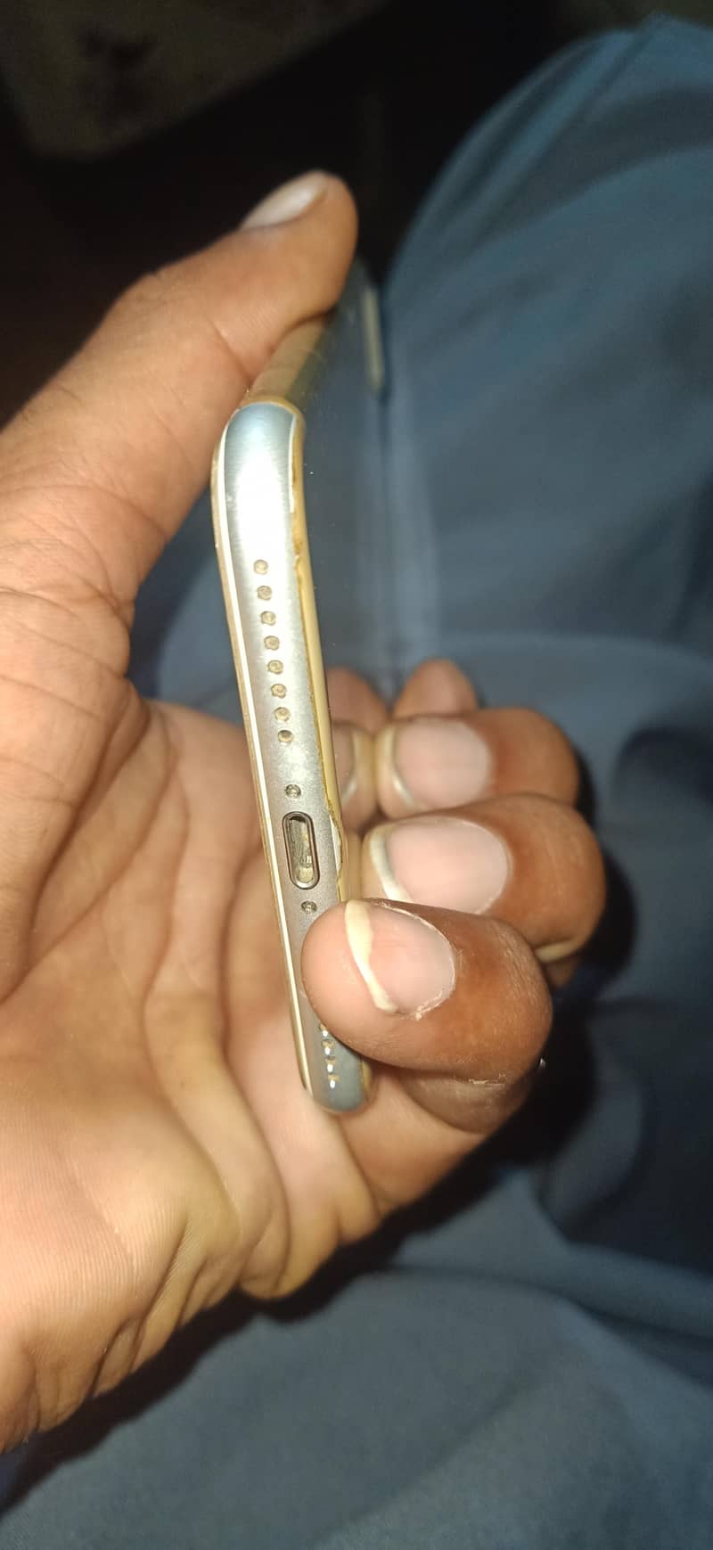 Apple iPhone 7 plus 4