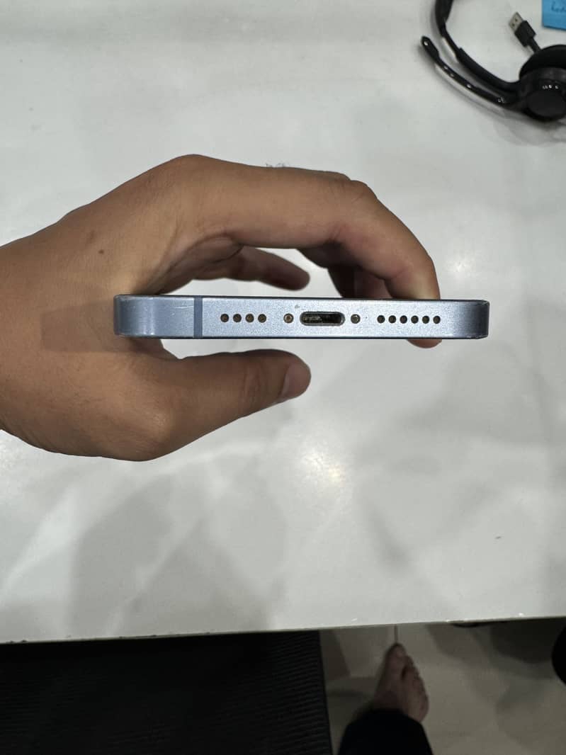 Apple iPhone 14 plus 3
