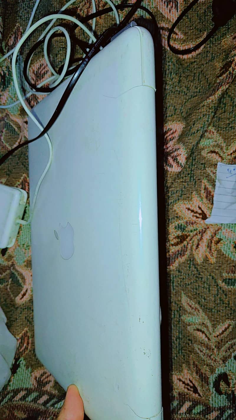 MacBook 2010 7