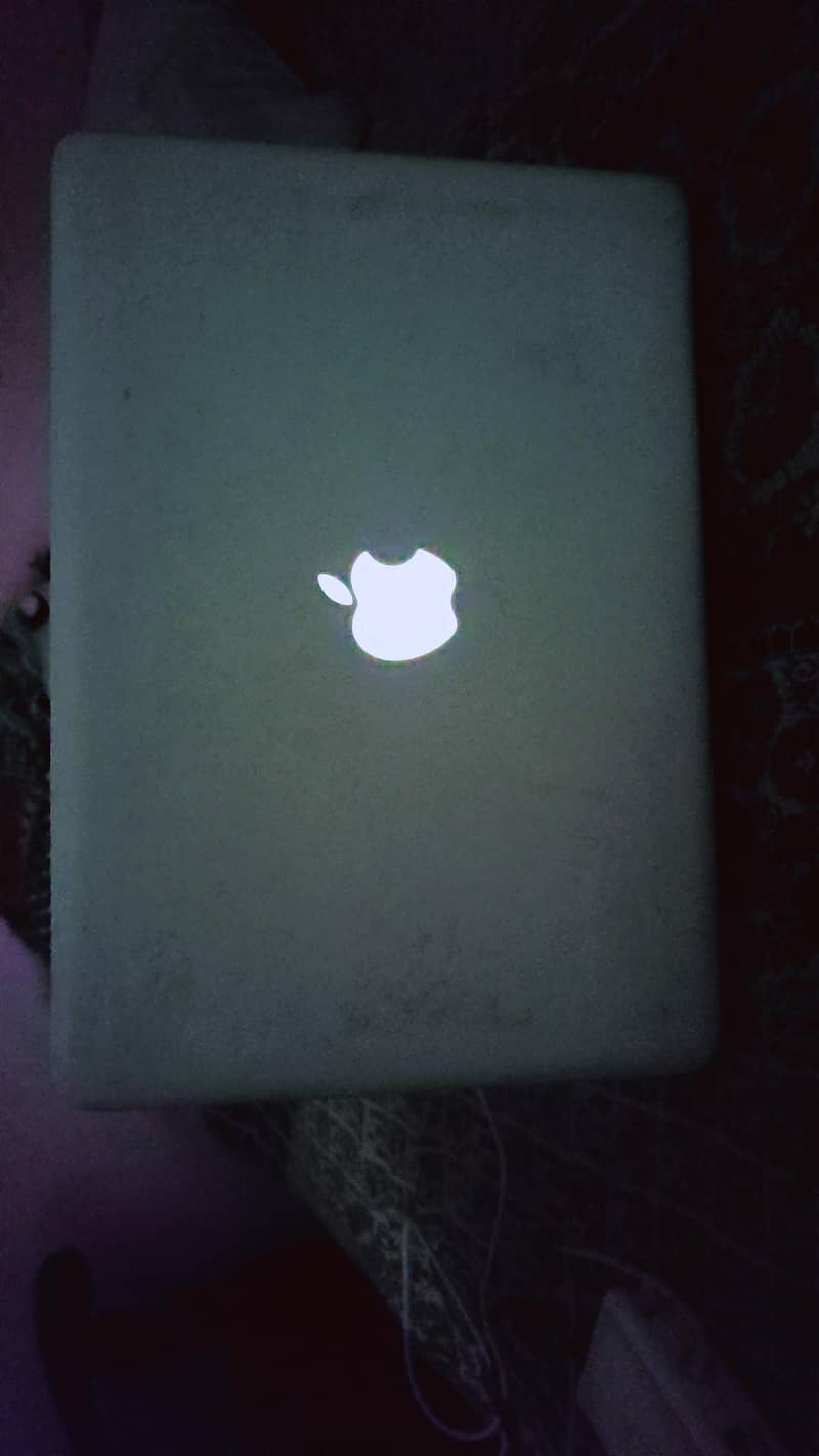 MacBook 2010 10