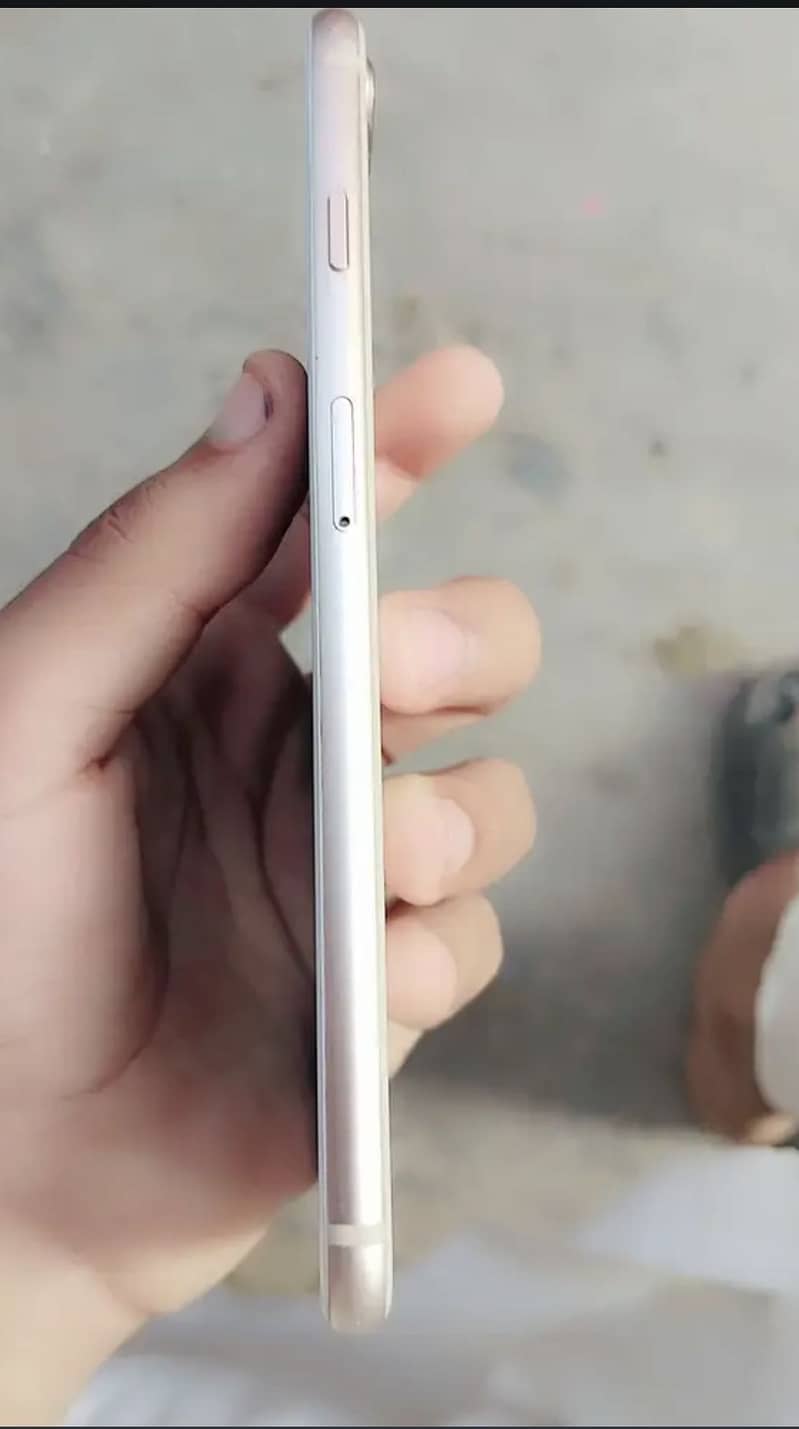 Apple iPhone 8 Plus 8
