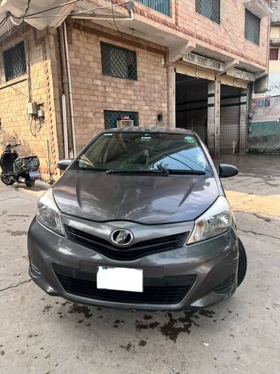 Toyota Vitz 2014