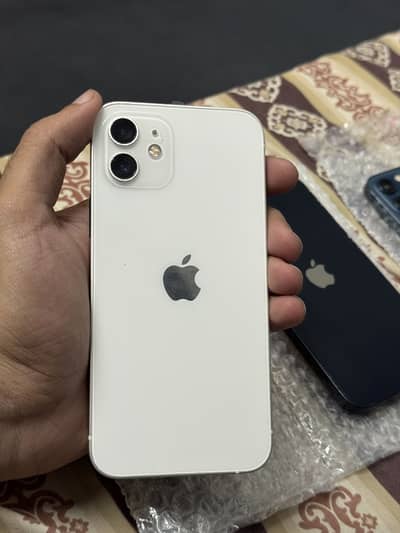 Apple iPhone 12