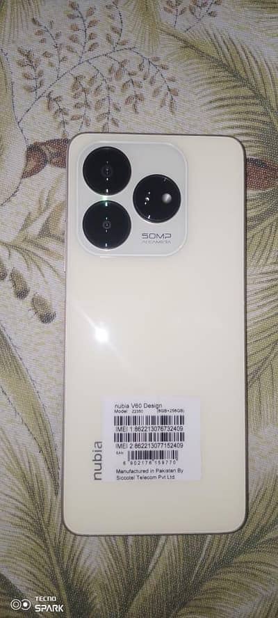 Zte nubia V60 Design