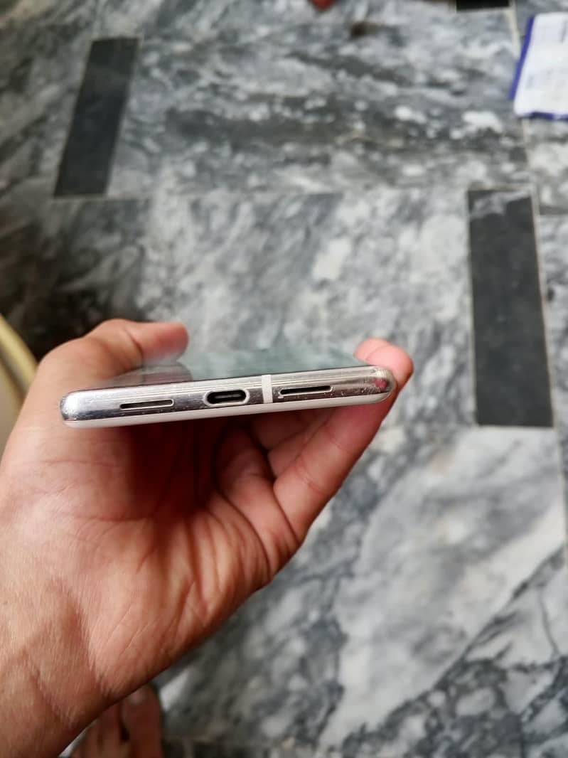 Google Pixel 6 Pro 4