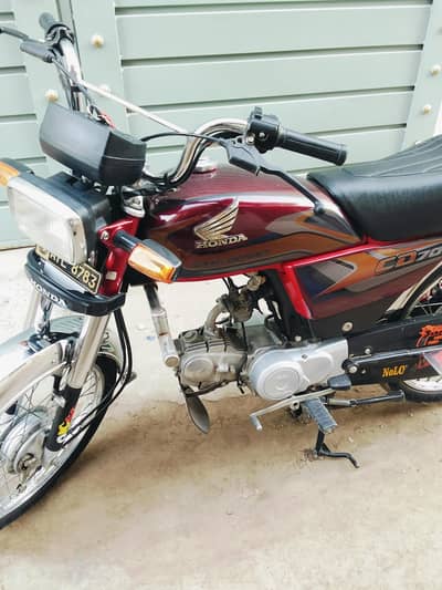 CD 70cc 2024,25 red total janwan