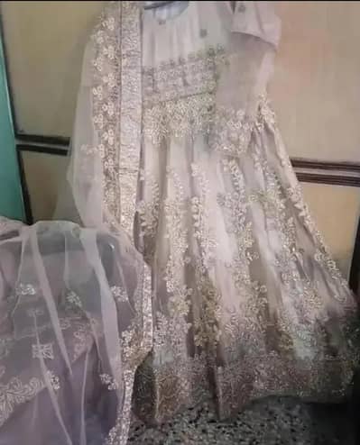 Maxi golden color