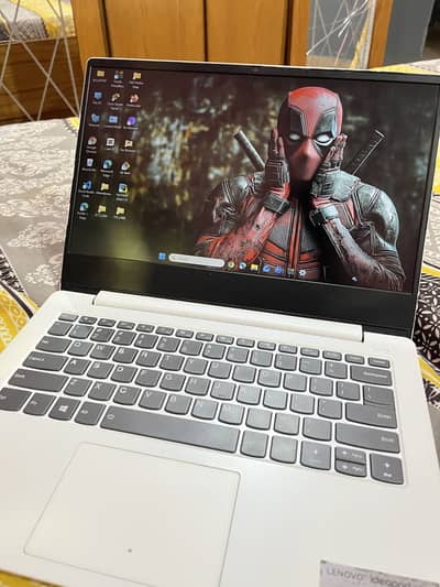 Lenovo ideapad 330s